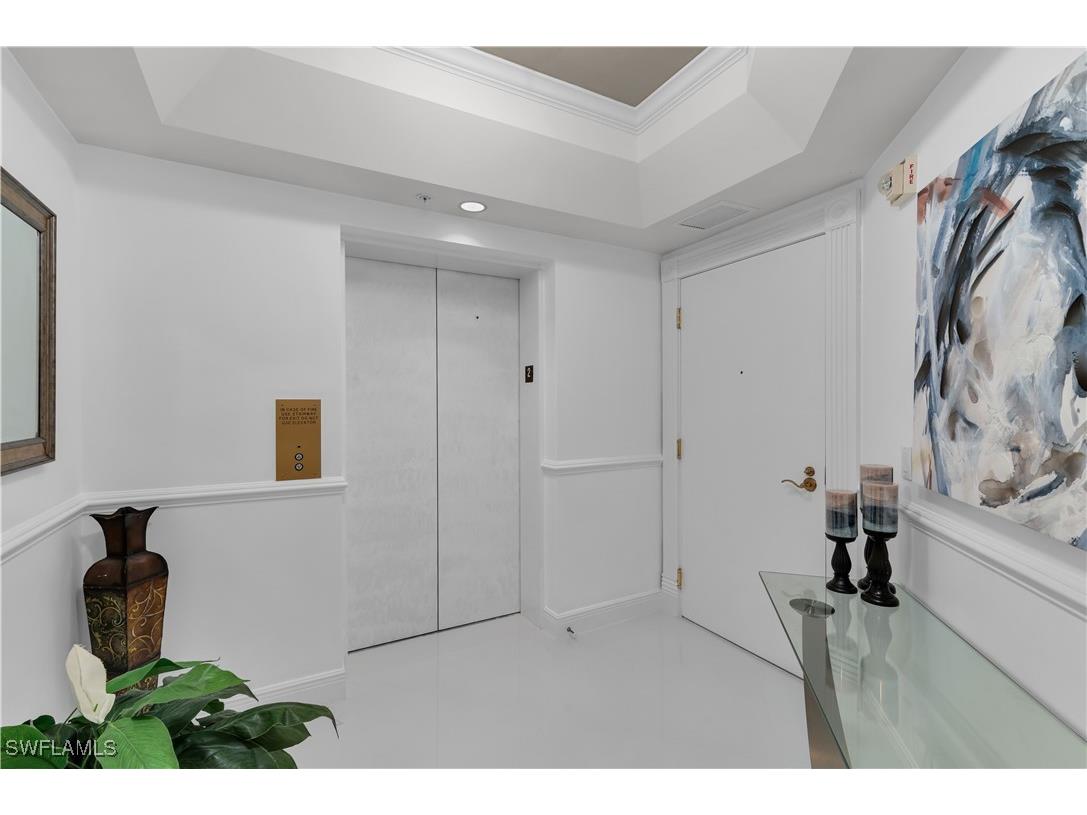 1060 Borghese Lane #204 Naples FL 34114 225066186 image7