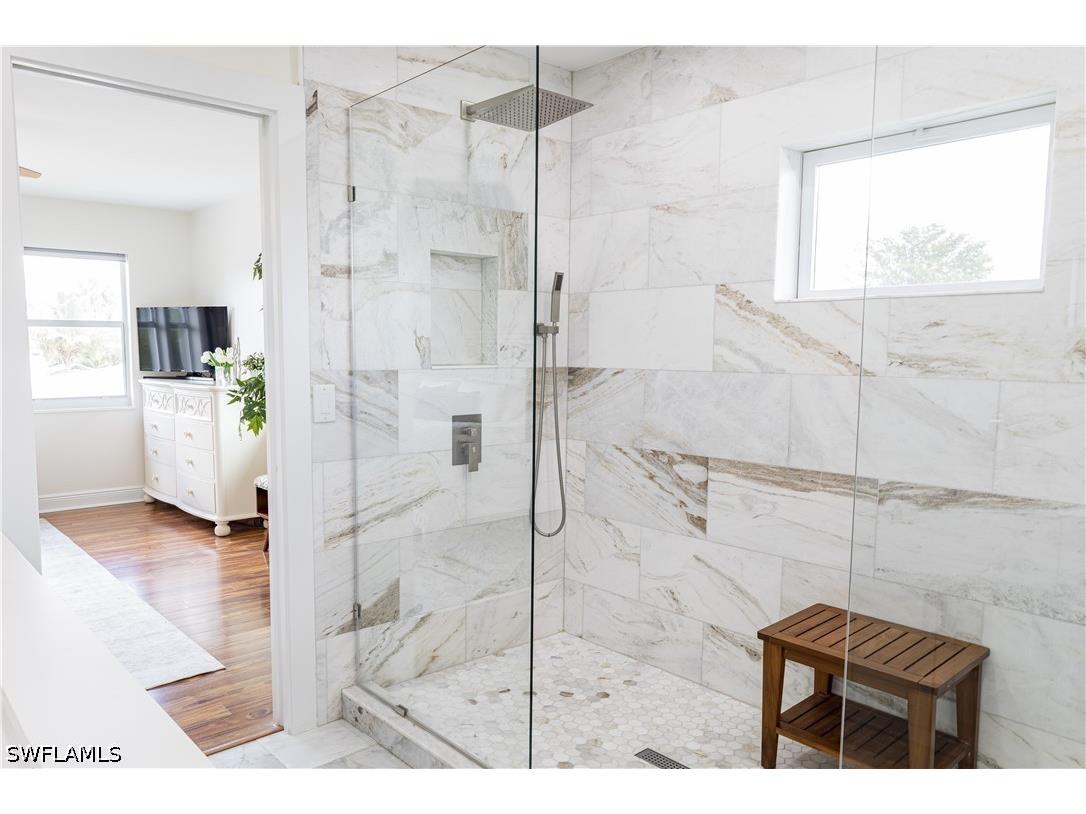 1060 Cooper Drive Naples FL 34103 226010534 image9