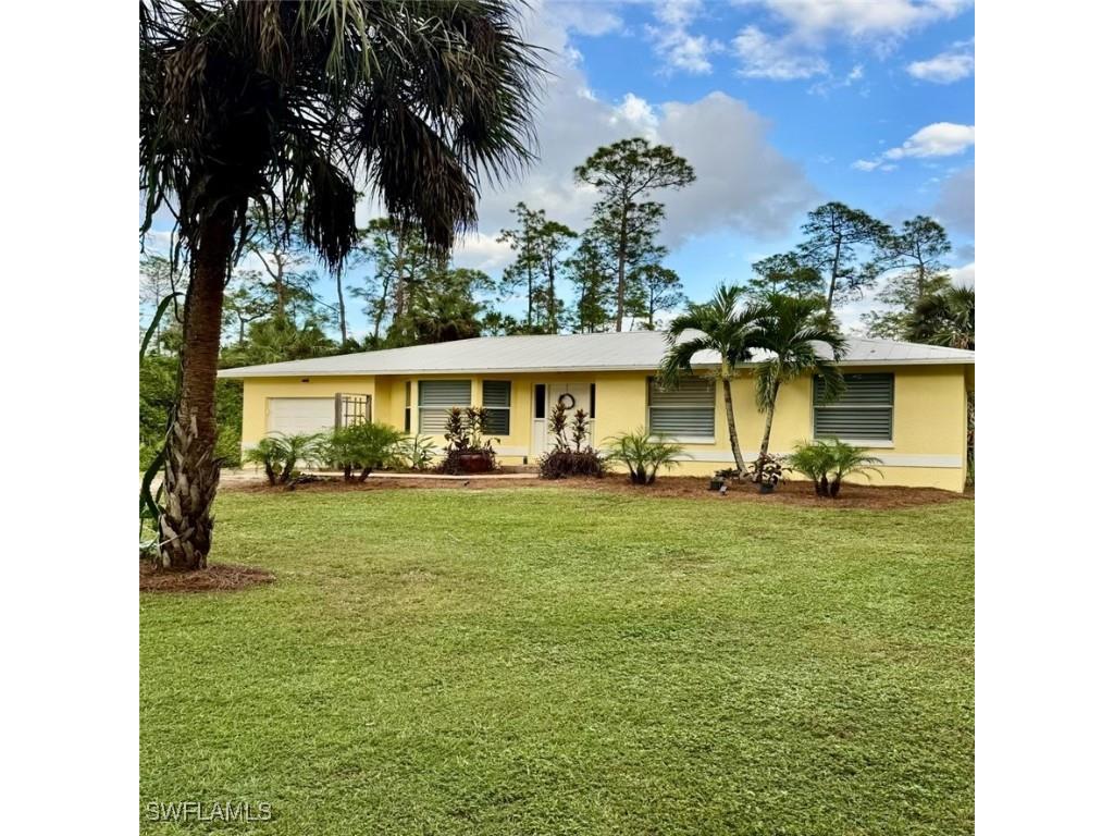 1060 Desoto Boulevard S Naples FL 34117 224089189 image1