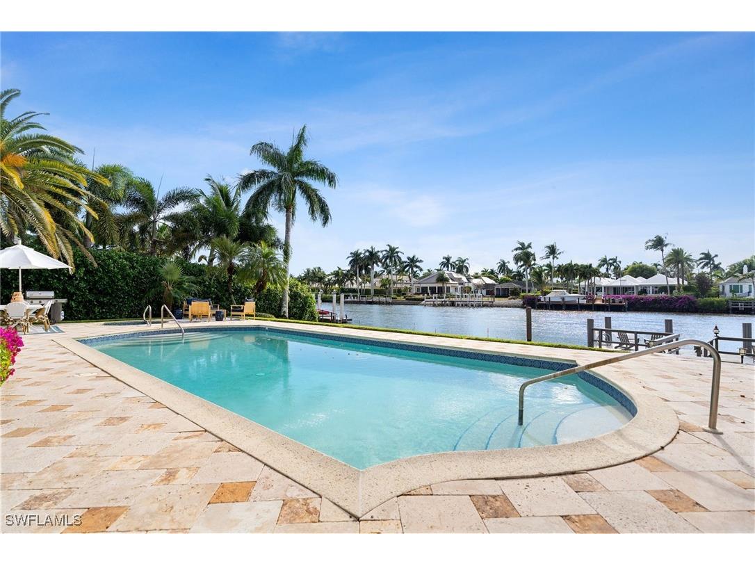 1060 Galleon Drive Naples FL 34102 225069104 image26