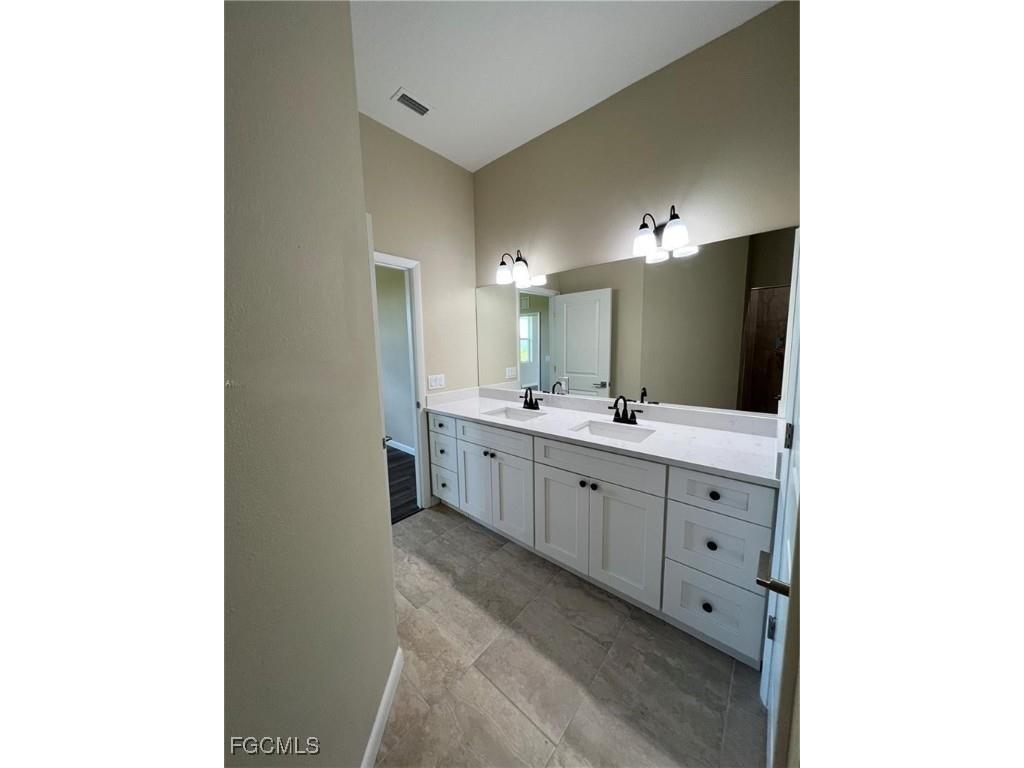 1060 S Capri Court Labelle FL 33935 2025016272 image14