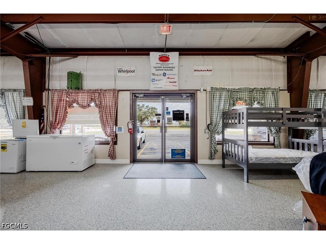 1060 State Road 29 S Labelle FL 33935 2026015241 image6
