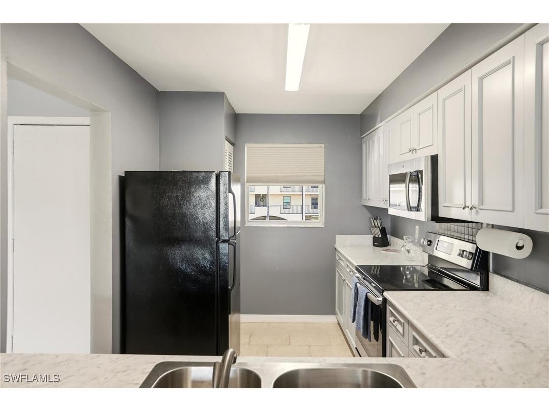 1060 Swallow Avenue #206 Marco Island FL 34145 226004779 image11