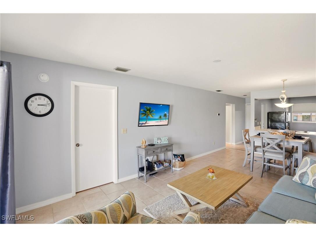 1060 Swallow Avenue #206 Marco Island FL 34145 226004779 image8