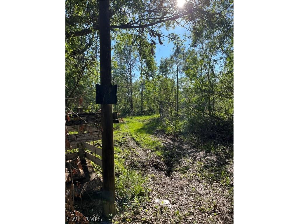 10600 Pioneer Road North Fort Myers FL 33917 222083422 image1