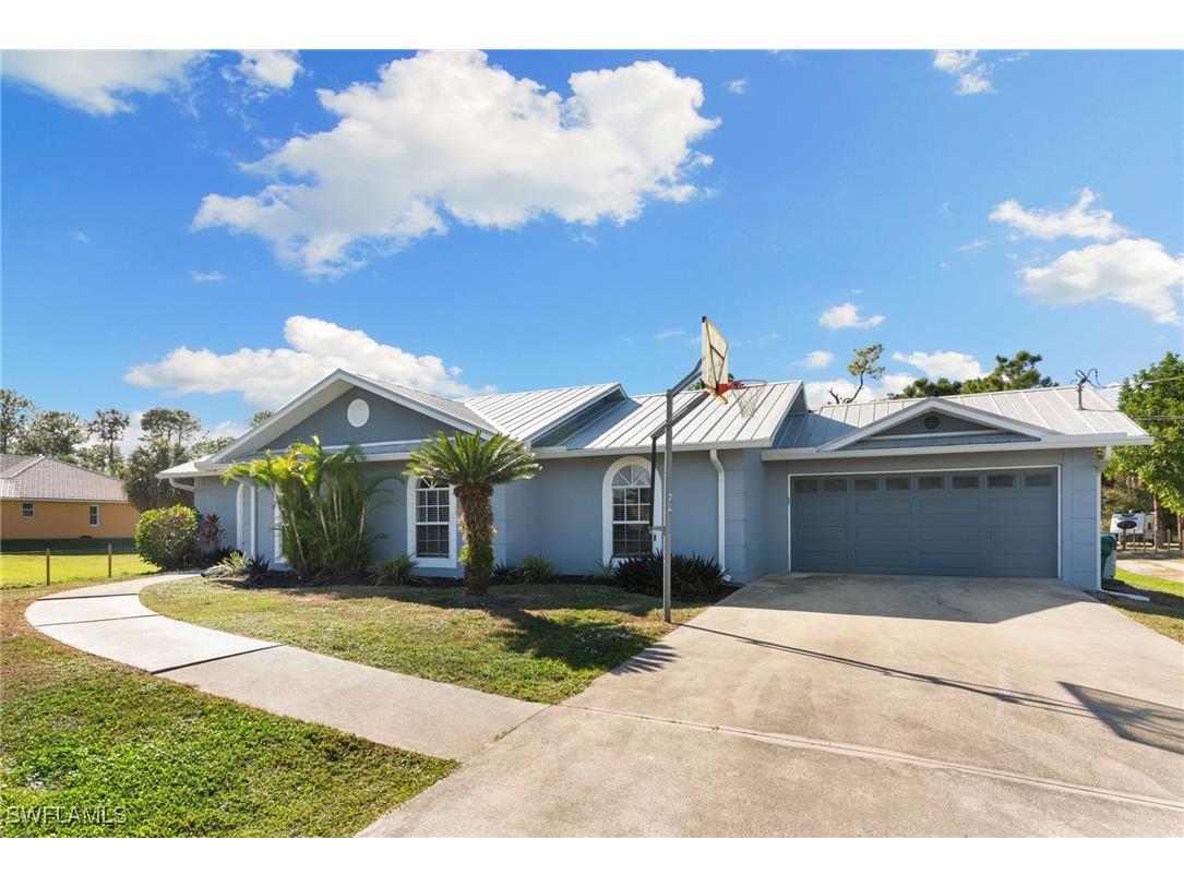 1061 15th Street SW Naples FL 34117 225081032 image2