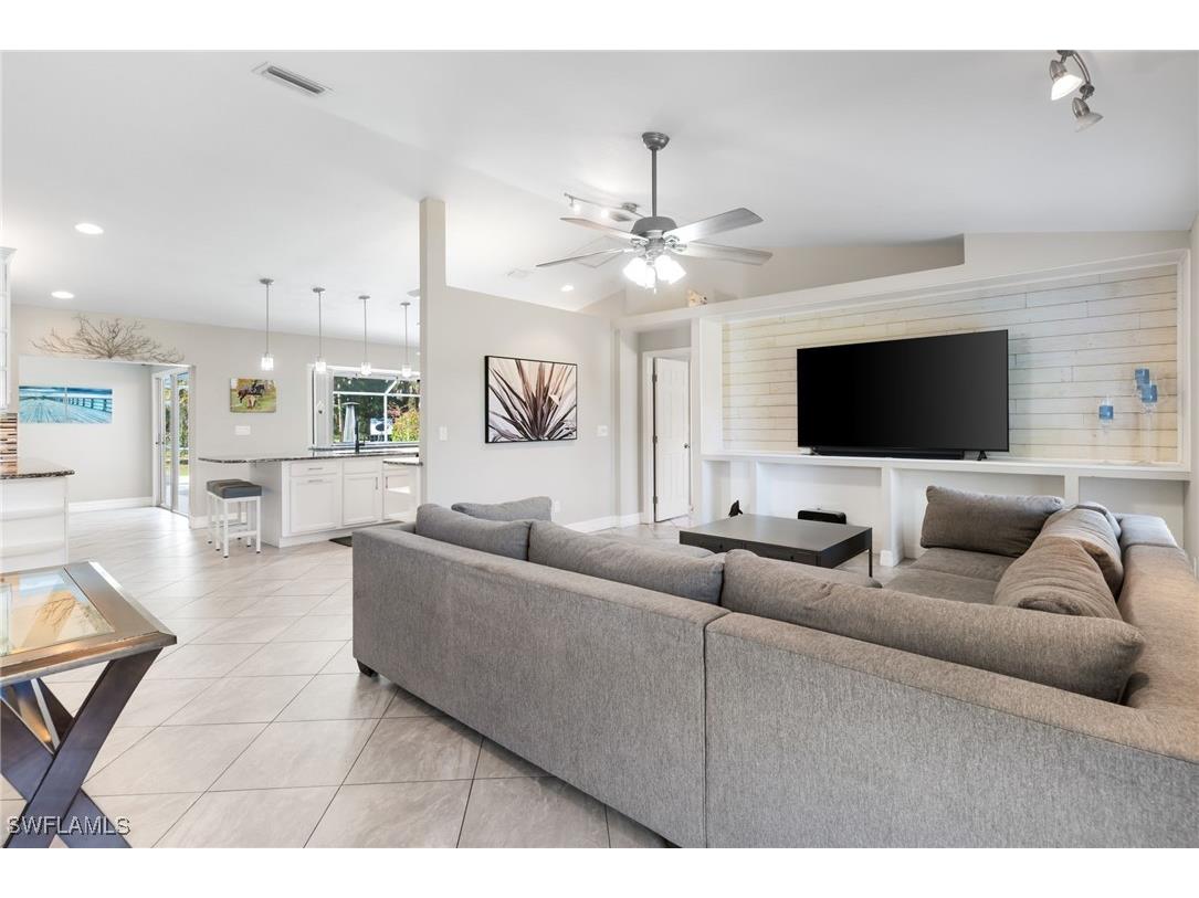 1061 15th Street SW Naples FL 34117 225081032 image4