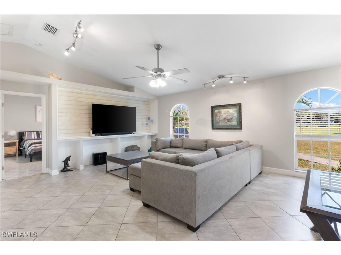 1061 15th Street SW Naples FL 34117 225081032 image5