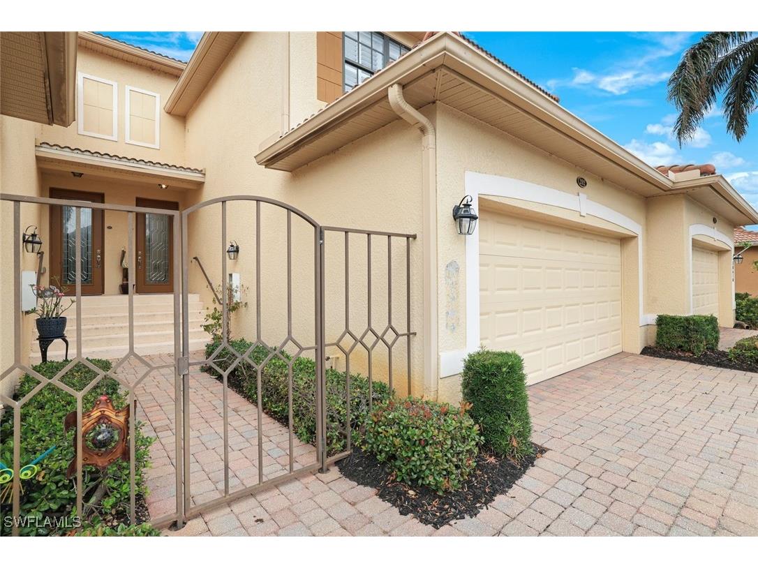 10610 Smokehouse Bay Drive #202 Naples FL 34120 225003948 image1