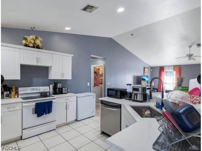 1062 Jamil Avenue S Lehigh Acres FL 33974 2026020542 image6