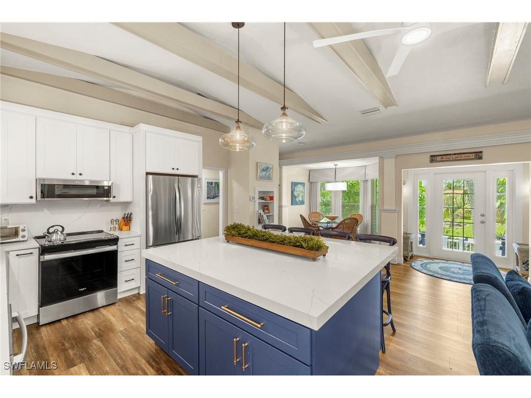 1062 S Yachtsman Drive Sanibel FL 33957 225060522 image9