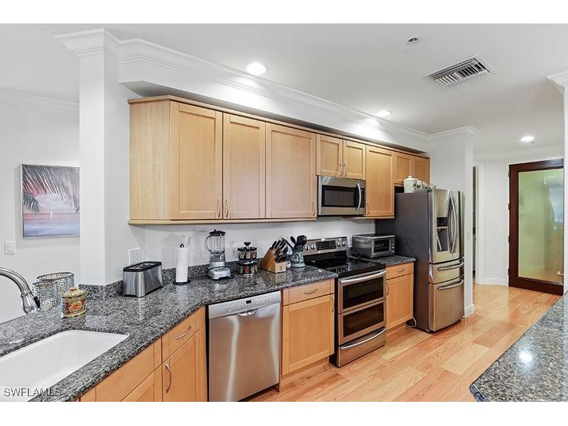 10620 Gulf Shore Drive #202 Naples FL 34108 226003502 image7