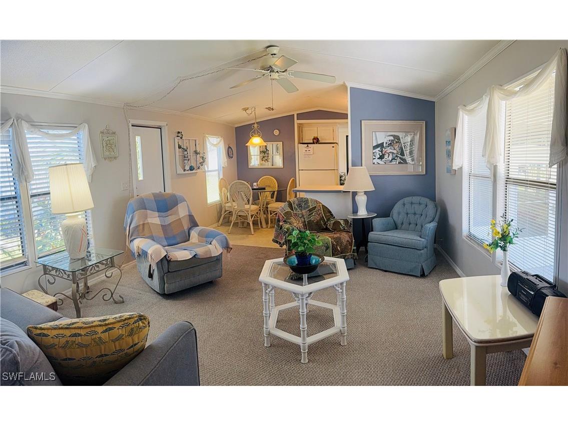 10620 Wales Loop Bonita Springs FL 34135 225078747 image2