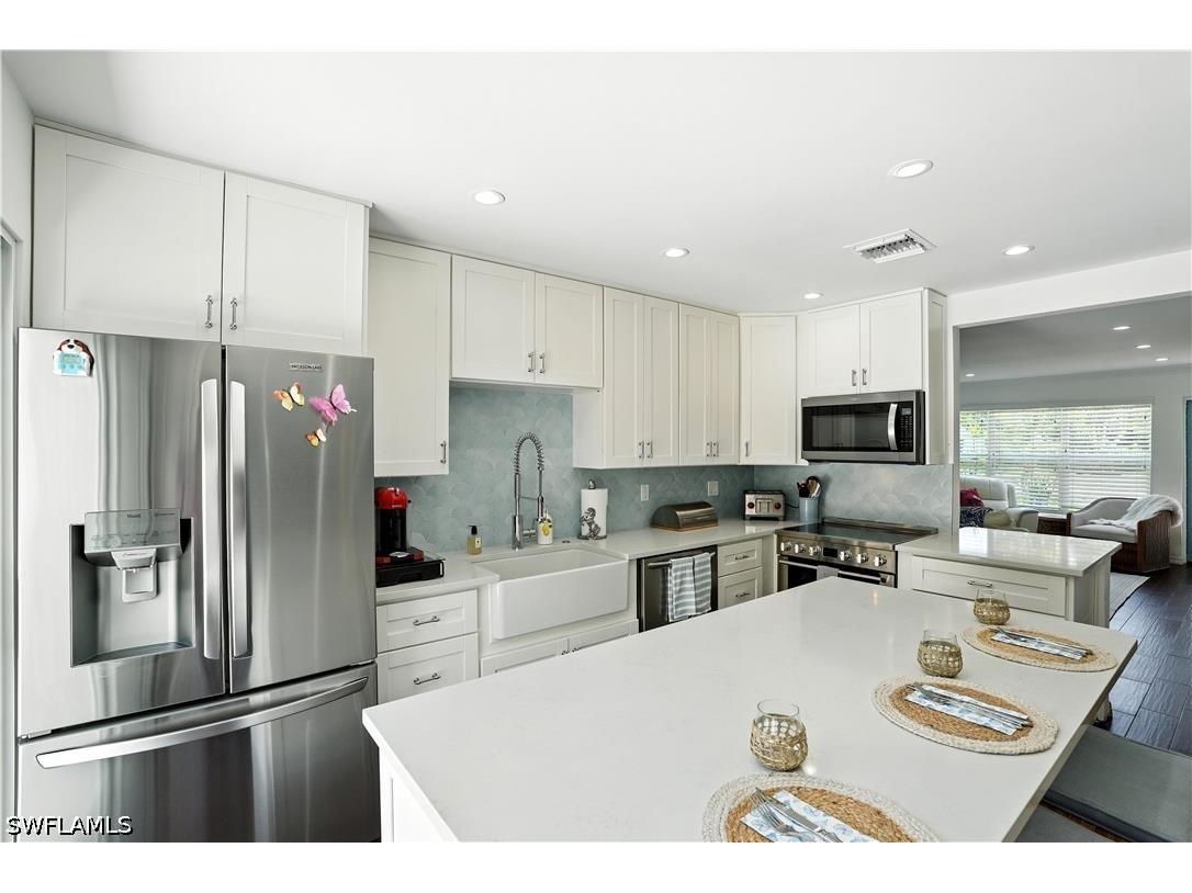 1063 22nd Avenue N Naples FL 34103 226013166 image10