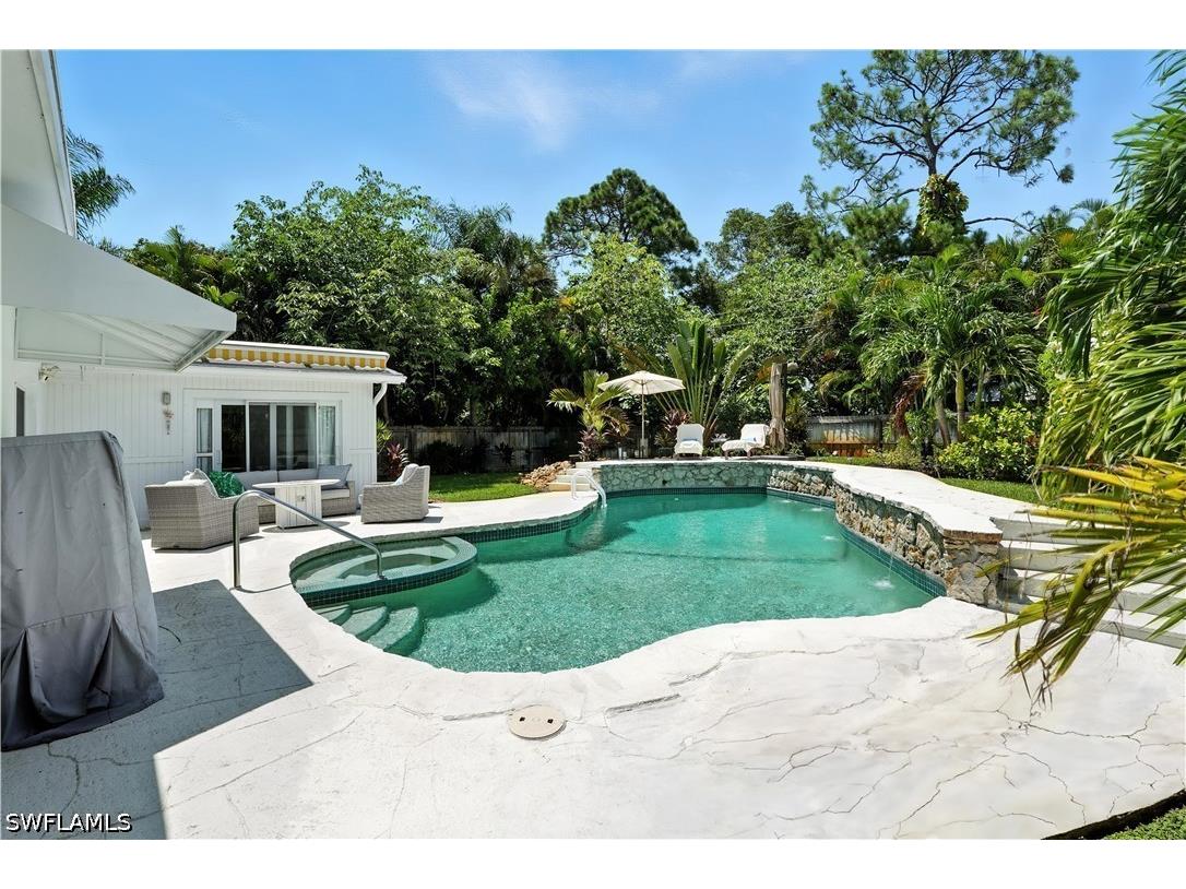 1063 22nd Avenue N Naples FL 34103 226013166 image25