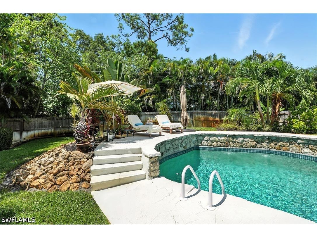 1063 22nd Avenue N Naples FL 34103 226013166 image28