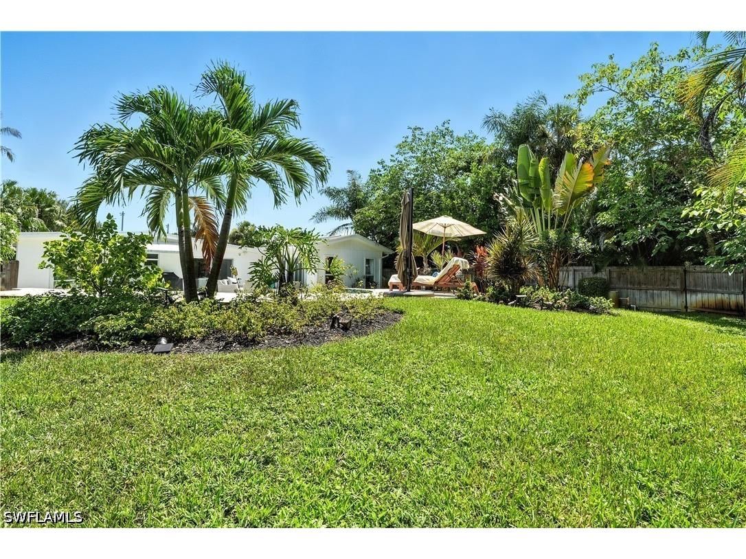 1063 22nd Avenue N Naples FL 34103 226013166 image30