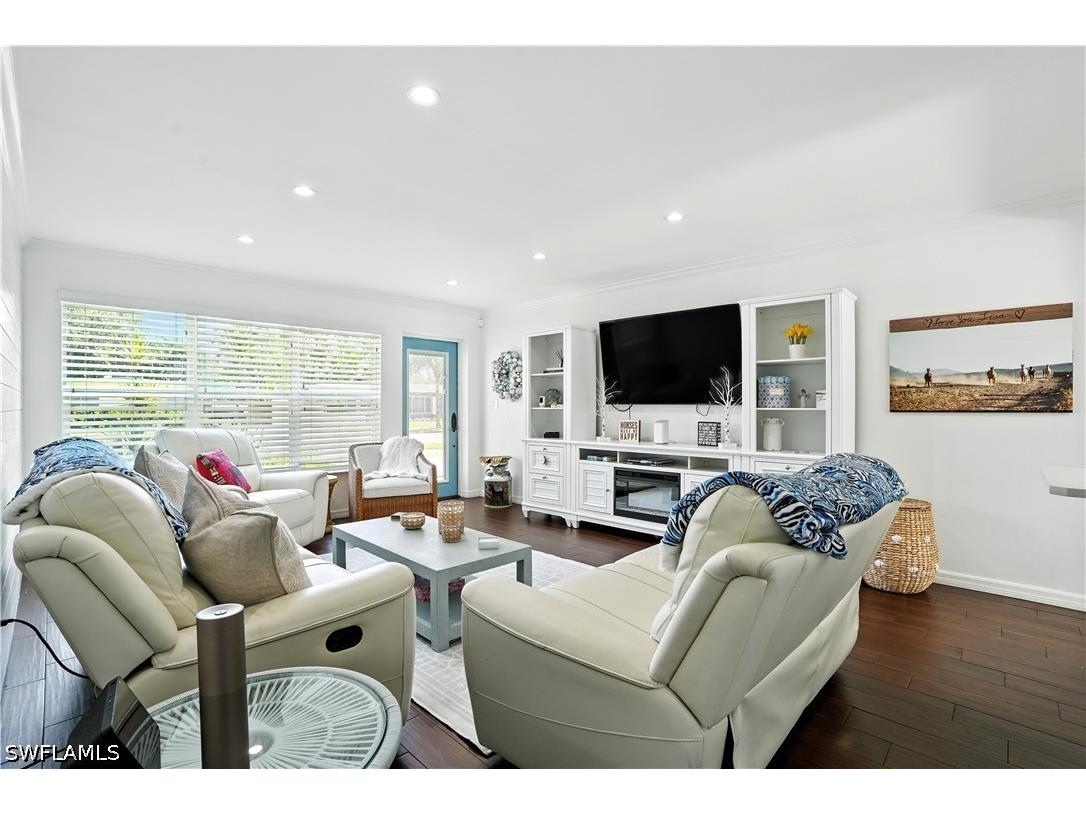 1063 22nd Avenue N Naples FL 34103 226013166 image7