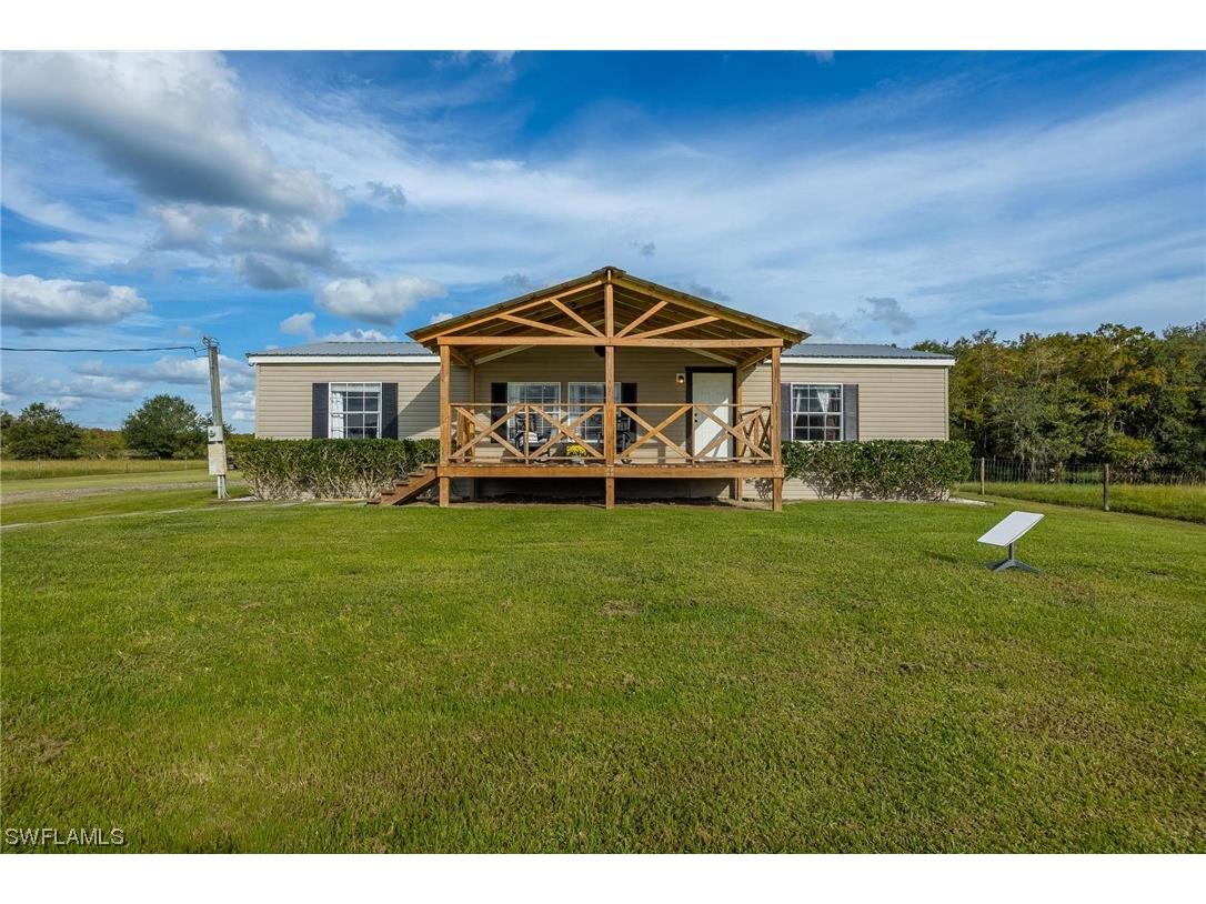 1063 Altman Lane Labelle FL 33935 223075579 image1