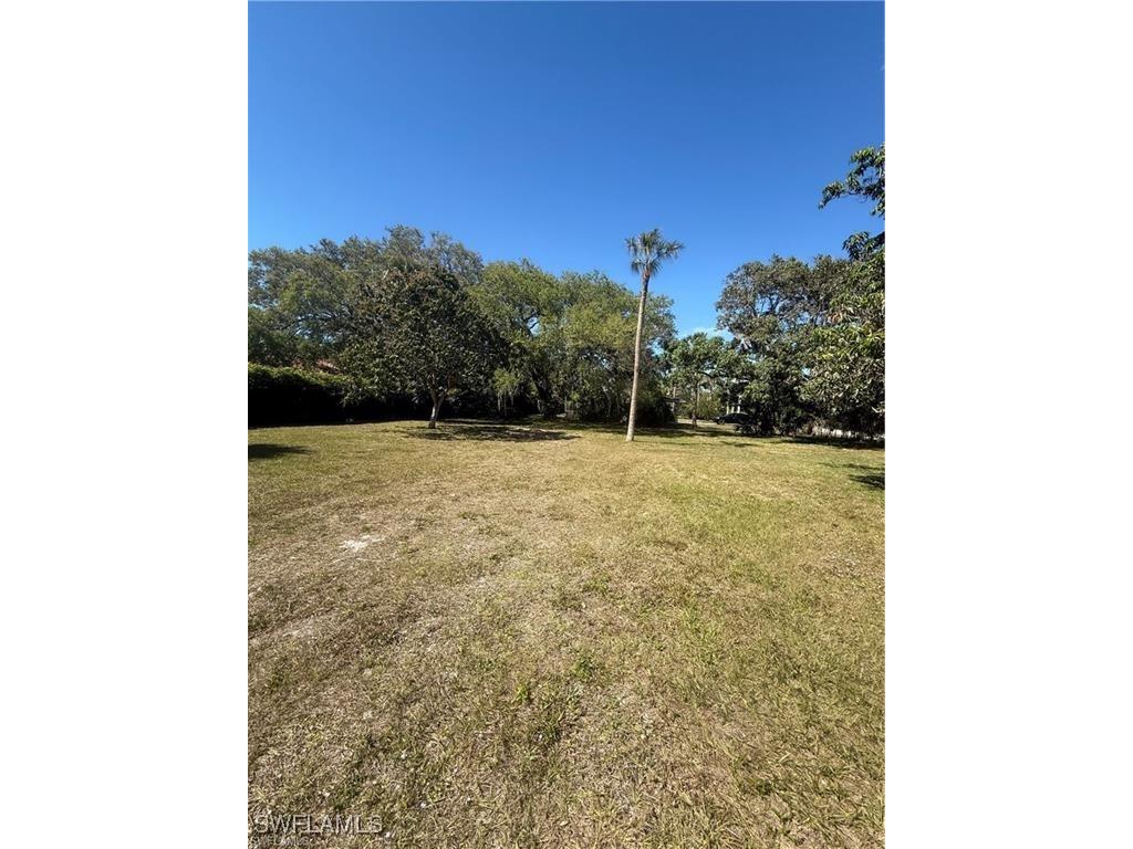 1063 Shadowlawn Drive Naples FL 34104 225076807 image14