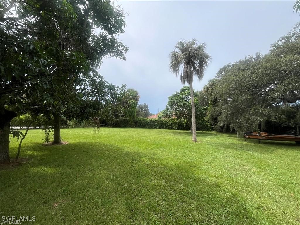 1063 Shadowlawn Drive Naples FL 34104 225076807 image19