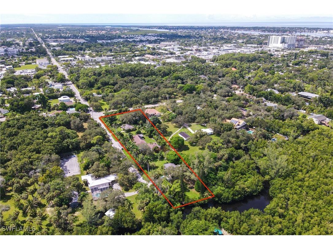 1063 Shadowlawn Drive Naples FL 34104 225076807 image4