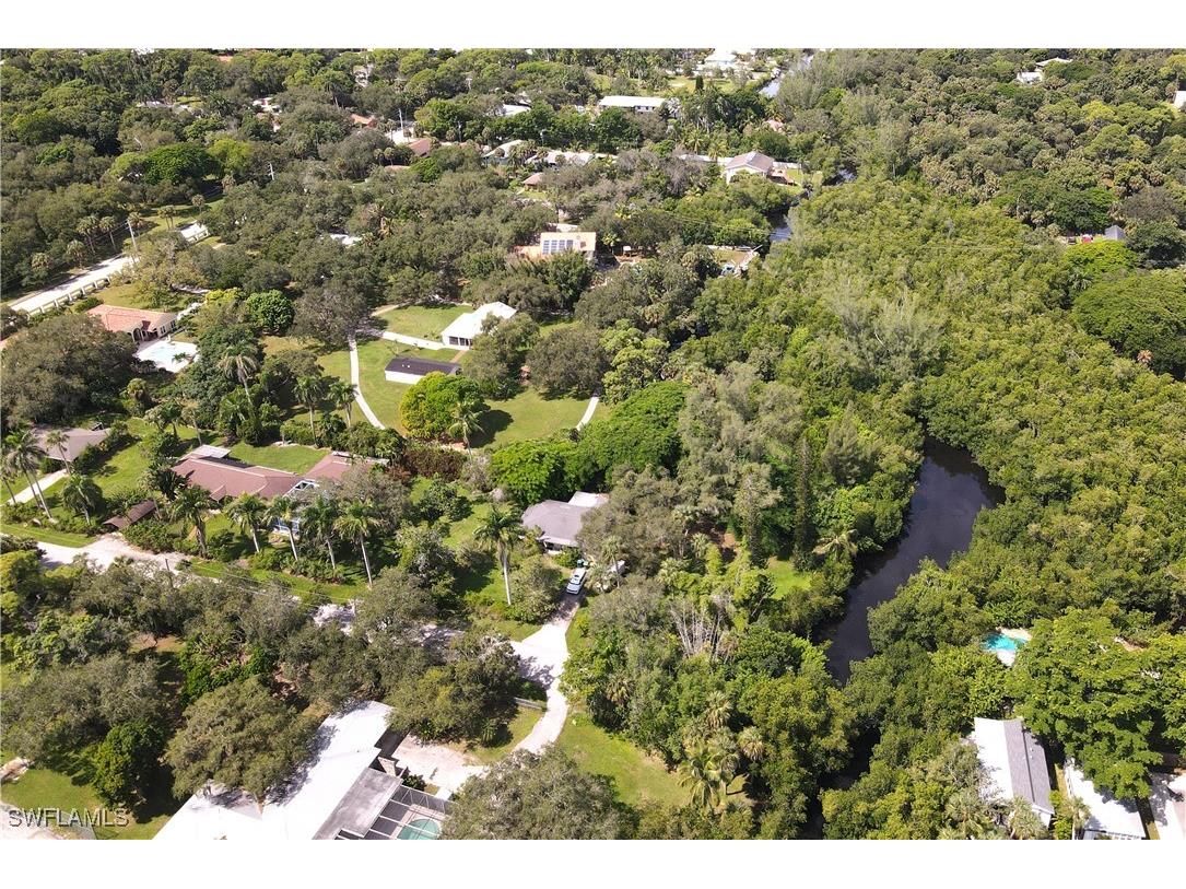 1063 Shadowlawn Drive Naples FL 34104 225076807 image8