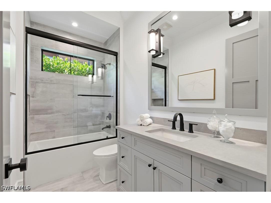 1064 13th Street N Naples FL 34102 226013160 image17