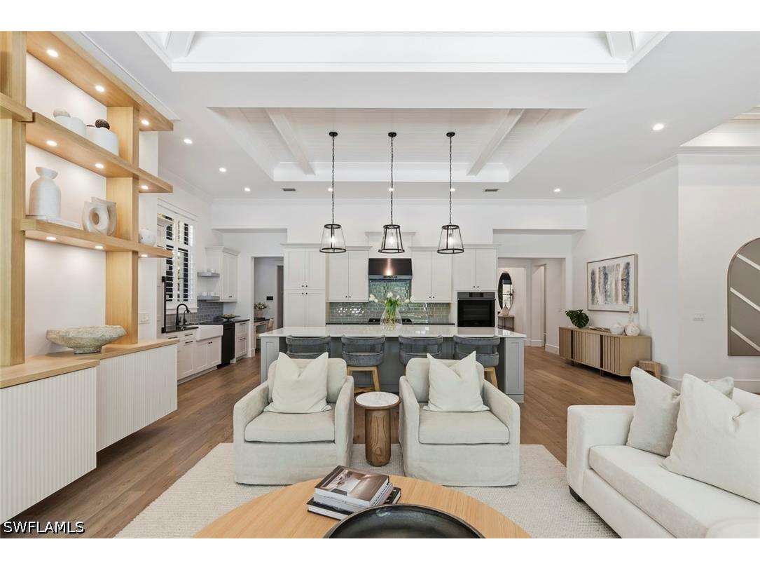 1064 13th Street N Naples FL 34102 226013160 image3