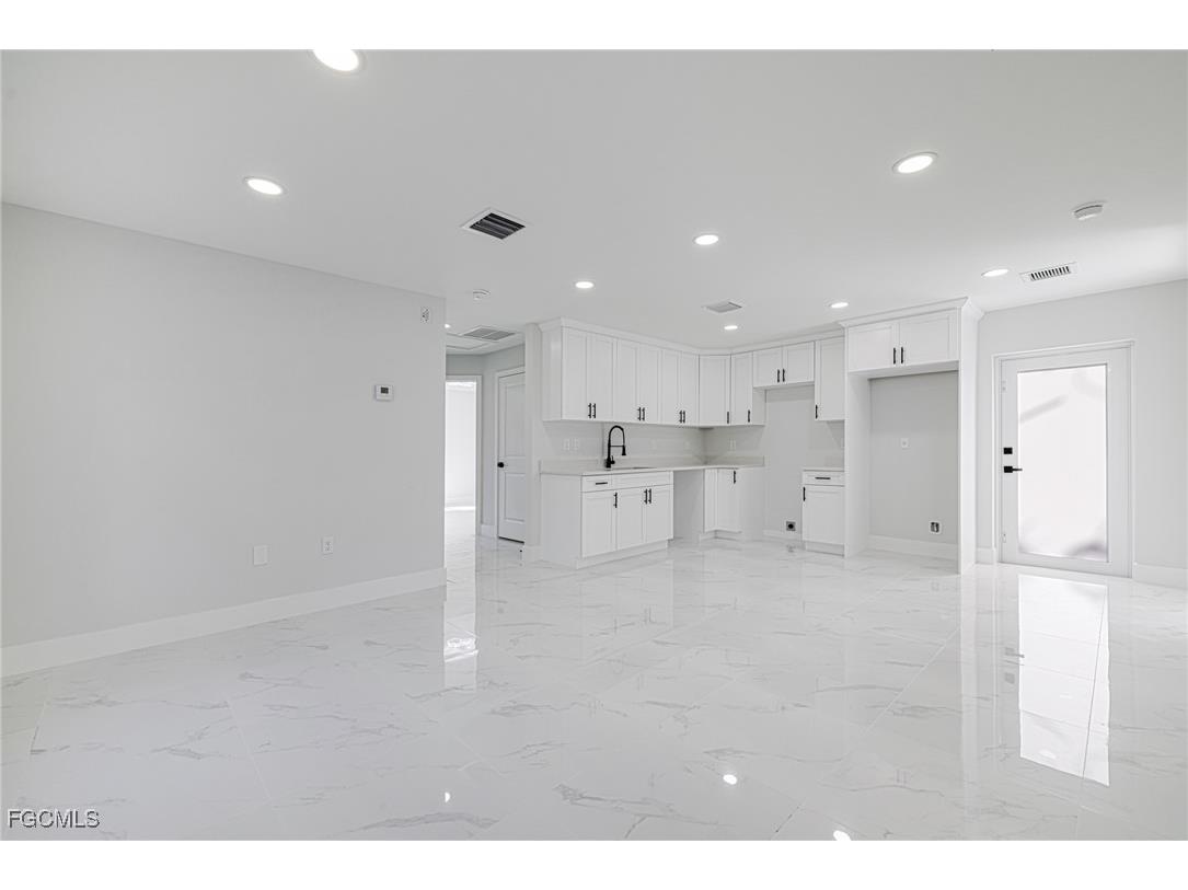 1064 Bells Street E Lehigh Acres FL 33974 2026003743 image15
