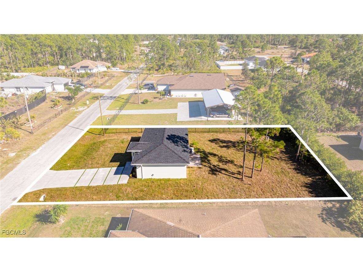 1064 Bells Street E Lehigh Acres FL 33974 2026003743 image2