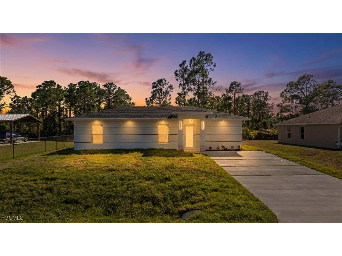 1064 Bells Street E Lehigh Acres FL 33974 2026003743 image3