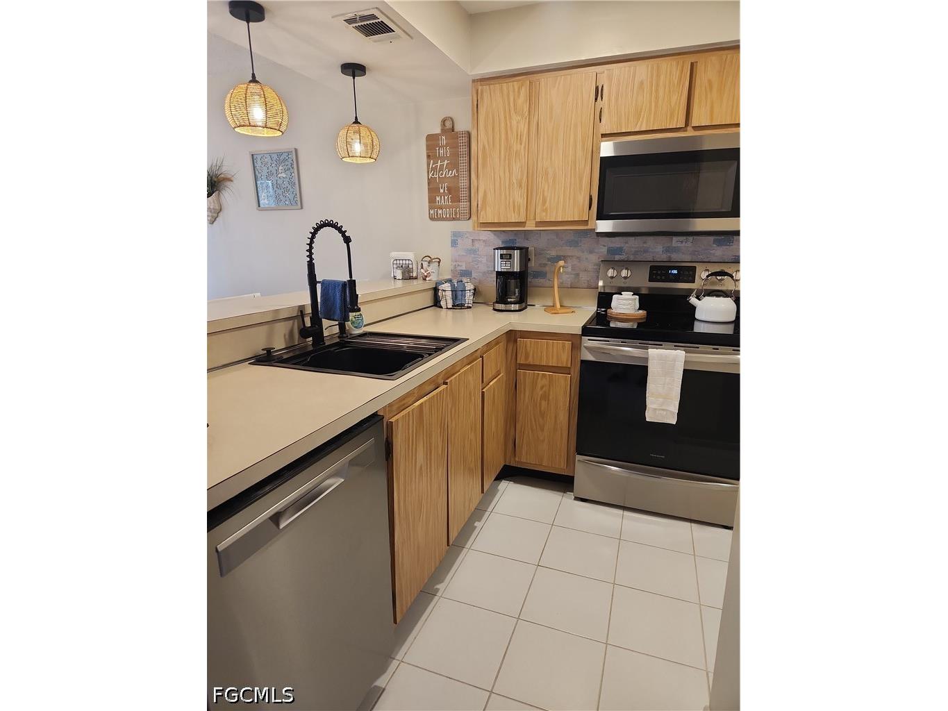 1064 Villa Drive #C103 Labelle FL 33935 2026020504 image8