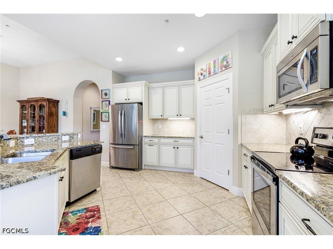 10641 Pelican Preserve Boulevard #201 Fort Myers FL 33913 2026020207 image18