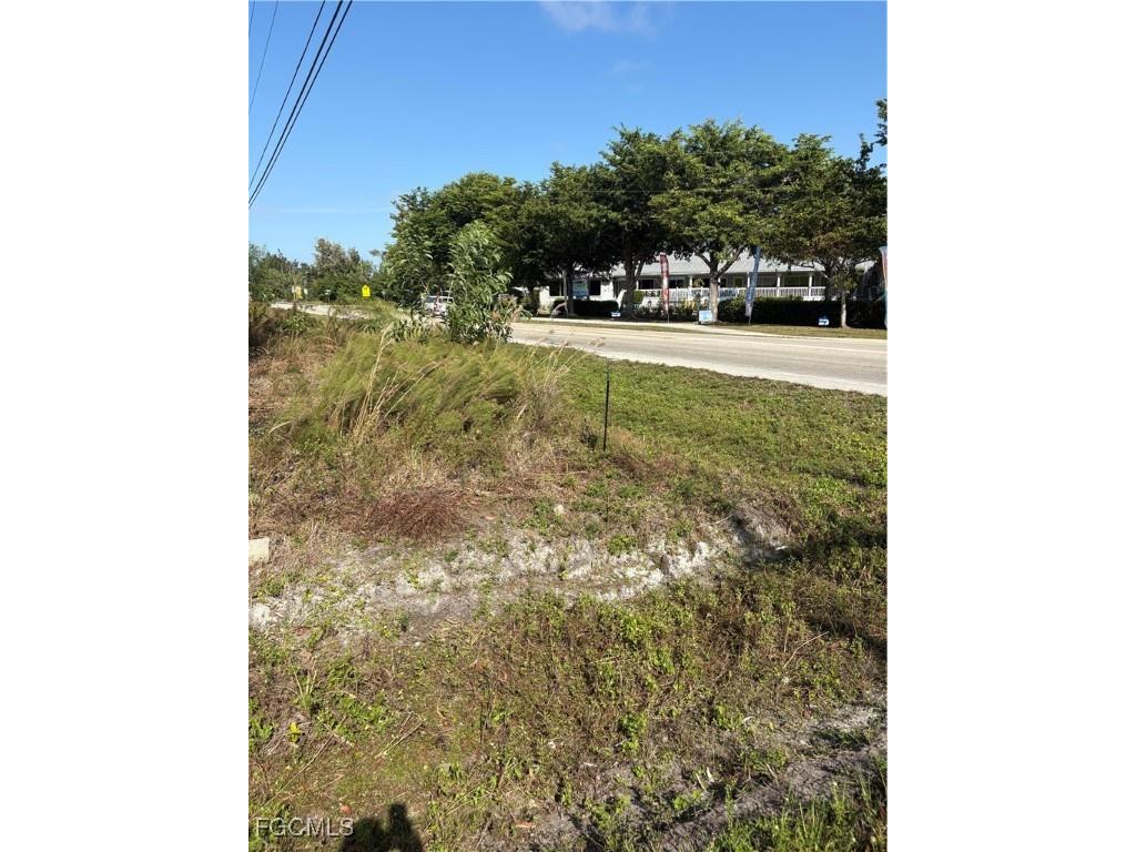 10641 Stringfellow Road Bokeelia FL 33922 2025023242 image4