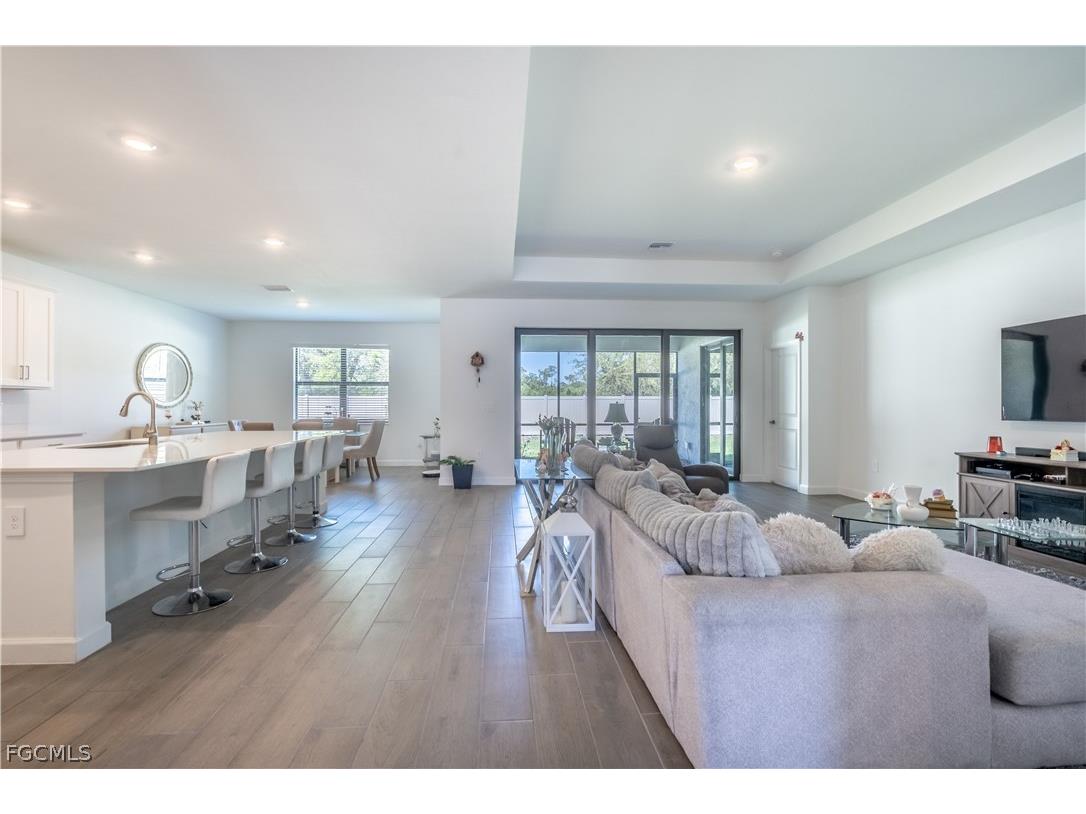 10646 Timber Creek Drive Fort Myers FL 33913 2026013282 image2