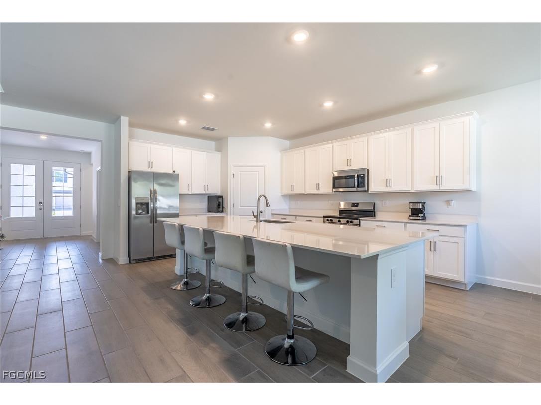 10646 Timber Creek Drive Fort Myers FL 33913 2026013282 image3