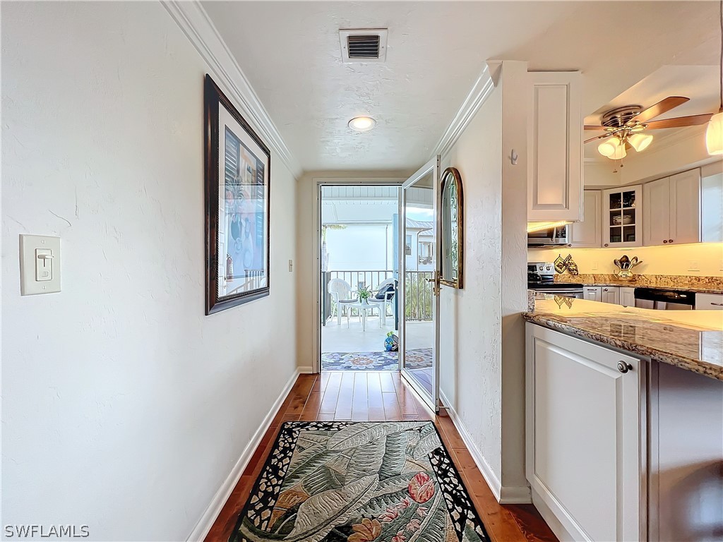 1065 8th Street S #203 Naples FL 34102 226008052 image12