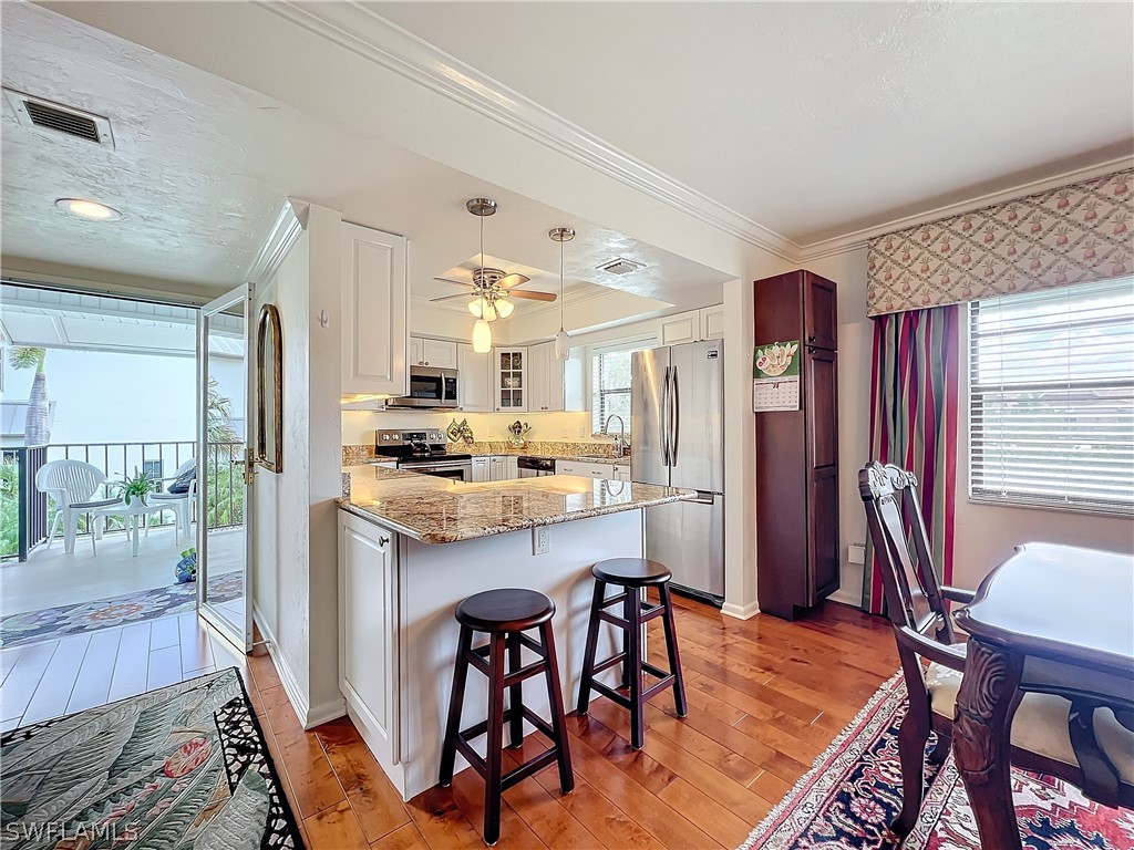 1065 8th Street S #203 Naples FL 34102 226008052 image18