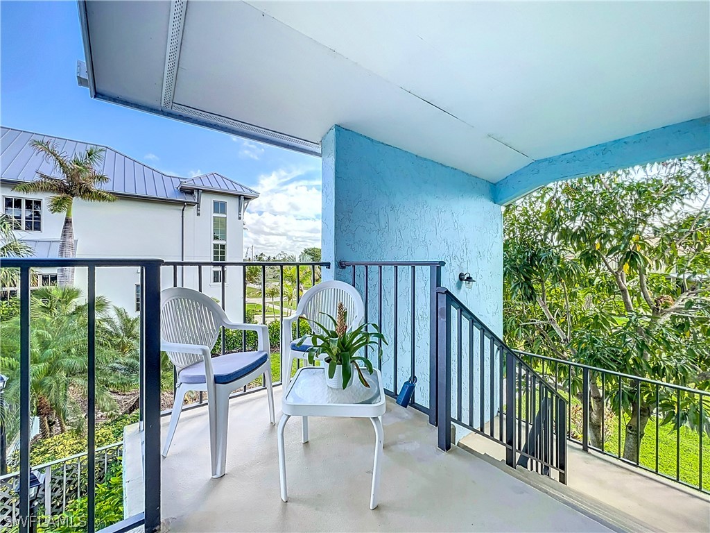 1065 8th Street S #203 Naples FL 34102 226008052 image3