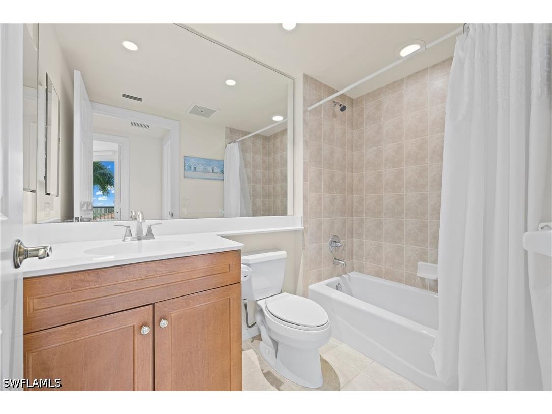 1065 Borghese Lane #203 Naples FL 34114 226023089 image18