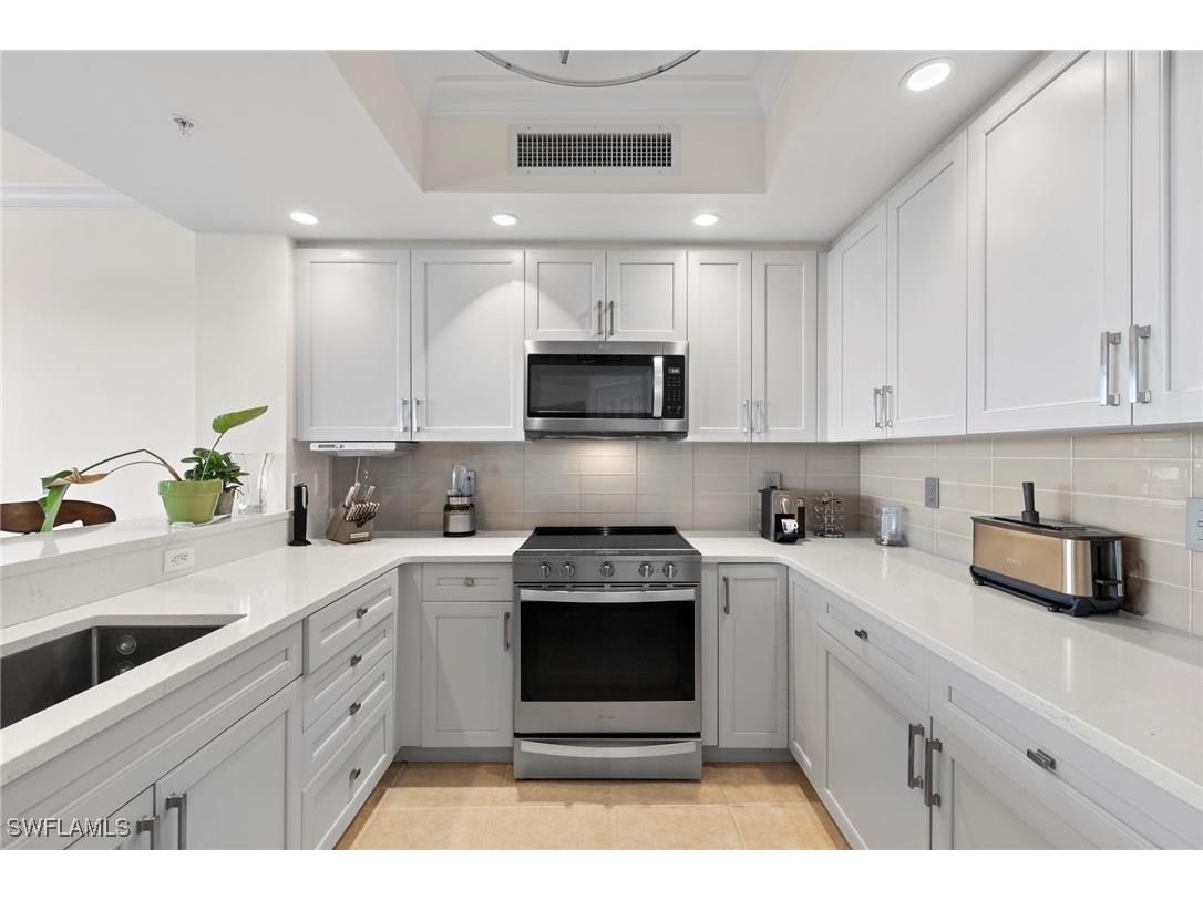 1065 Borghese Lane #403 Naples FL 34114 225064587 image8