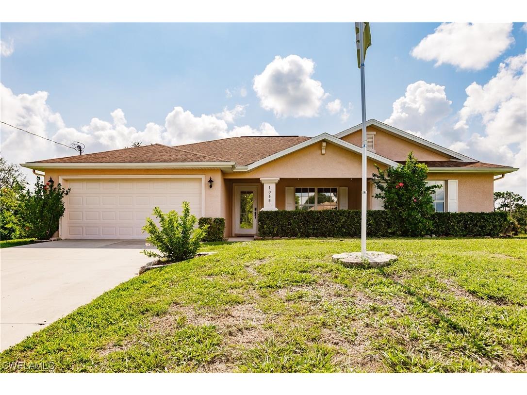 1065 Edgerton Avenue Lehigh Acres FL 33974 223048704 image1