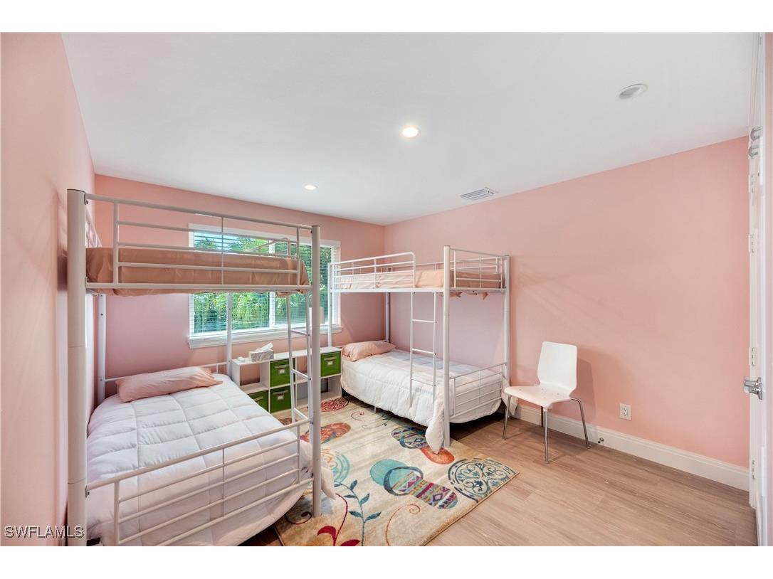 1065 Gulf Shore Boulevard N #201 Naples FL 34102 225067819 image15