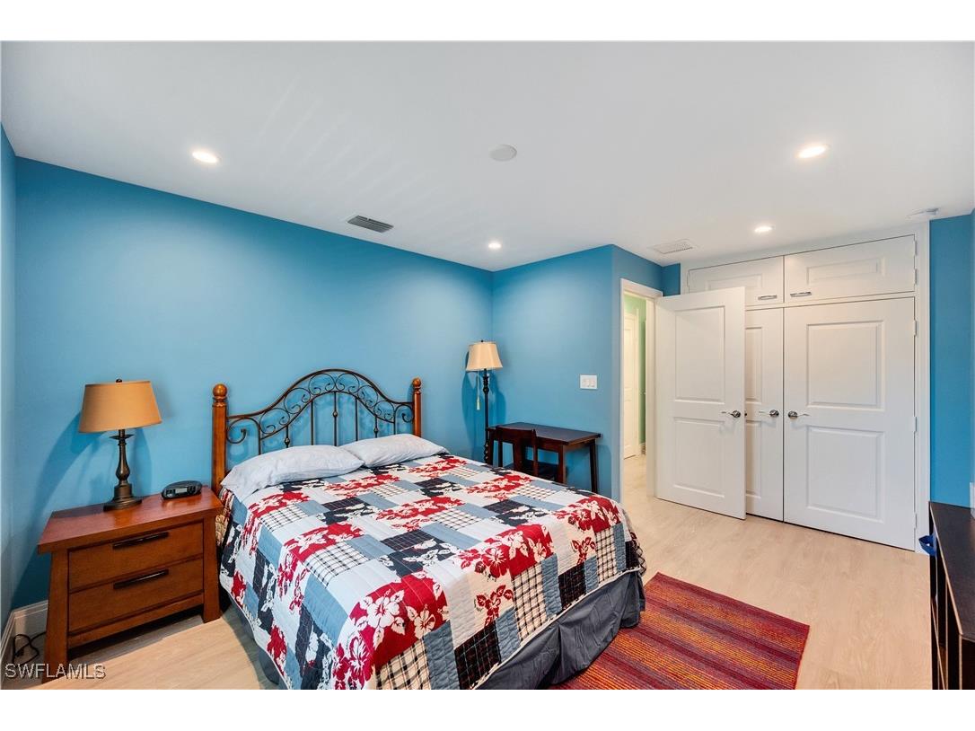 1065 Gulf Shore Boulevard N #201 Naples FL 34102 225067819 image16