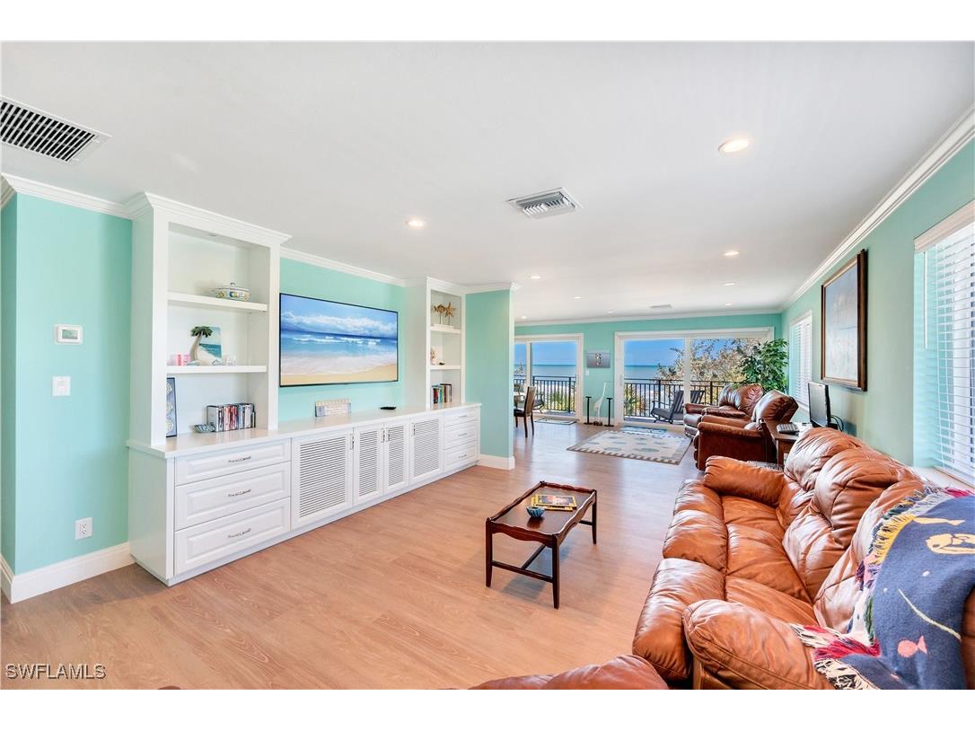 1065 Gulf Shore Boulevard N #201 Naples FL 34102 225067819 image9