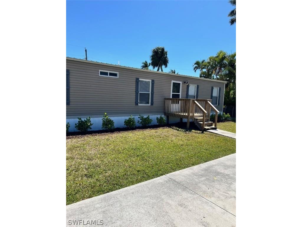 10651 Gladiolus Drive Fort Myers FL 33908 224031359 image1