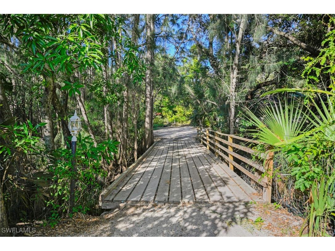 10651 Goodwin Street Bonita Springs FL 34135 224099725 image1