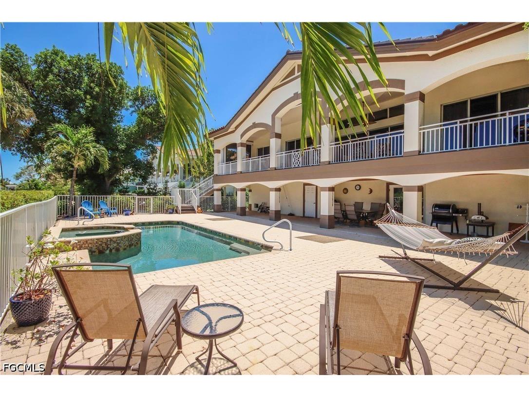 1066 Bailey Road Sanibel FL 33957 2026021739 image2