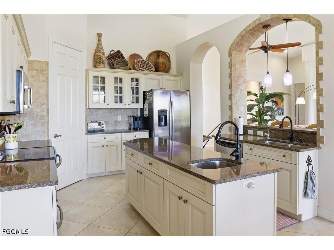 1066 Bailey Road Sanibel FL 33957 2026021739 image7